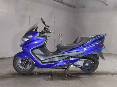 Suzuki Skywave 250S