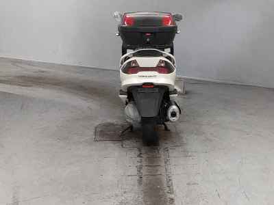 Suzuki Skywave 250S