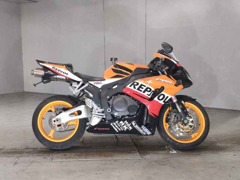 Honda CBR1000RR 2006