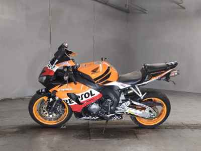 Honda CBR1000RR 2006