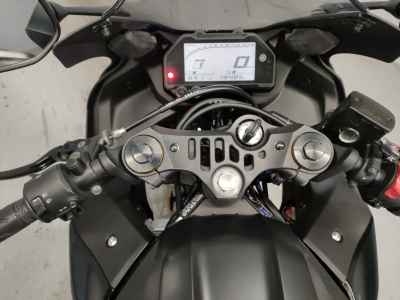 Yamaha YZF-R25