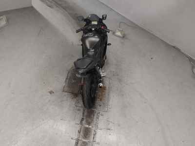 Yamaha YZF-R25