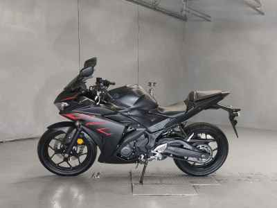 Yamaha YZF-R25