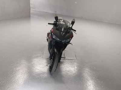 Yamaha YZF-R25