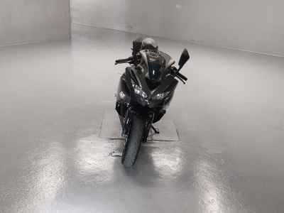 Kawasaki Ninja ZX-25R KRT Edition