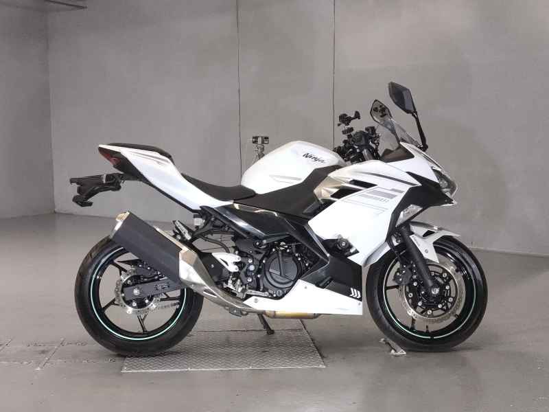 Kawasaki Ninja 400