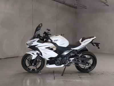 Kawasaki Ninja 400