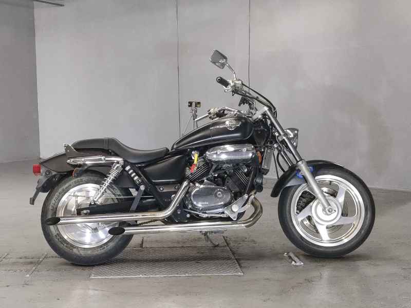 Honda Magna 250
