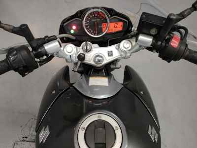 Suzuki GSR250
