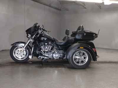 Harley-Davidson Electra Glide FLHTCU1750 Trike 2016