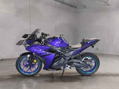 Yamaha YZF-R3 2018