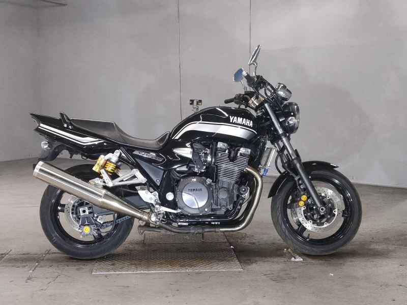 Yamaha XJR1300 2012