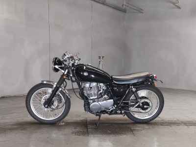 Yamaha SR400 2020