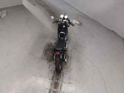Yamaha SR400 2020
