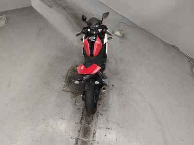 Yamaha YZF-R25