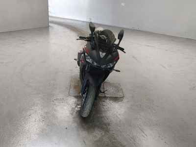 Yamaha YZF-R25