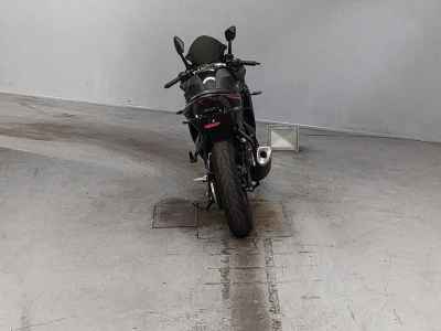 Yamaha YZF-R25