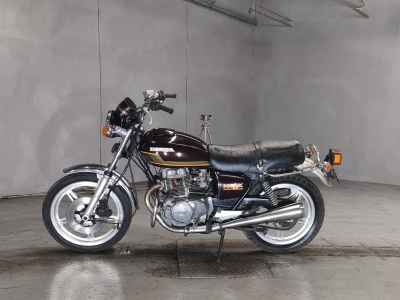 Honda CB223S