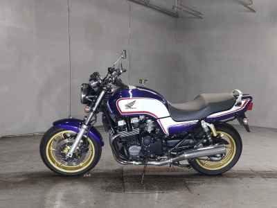 Honda CB750 2006