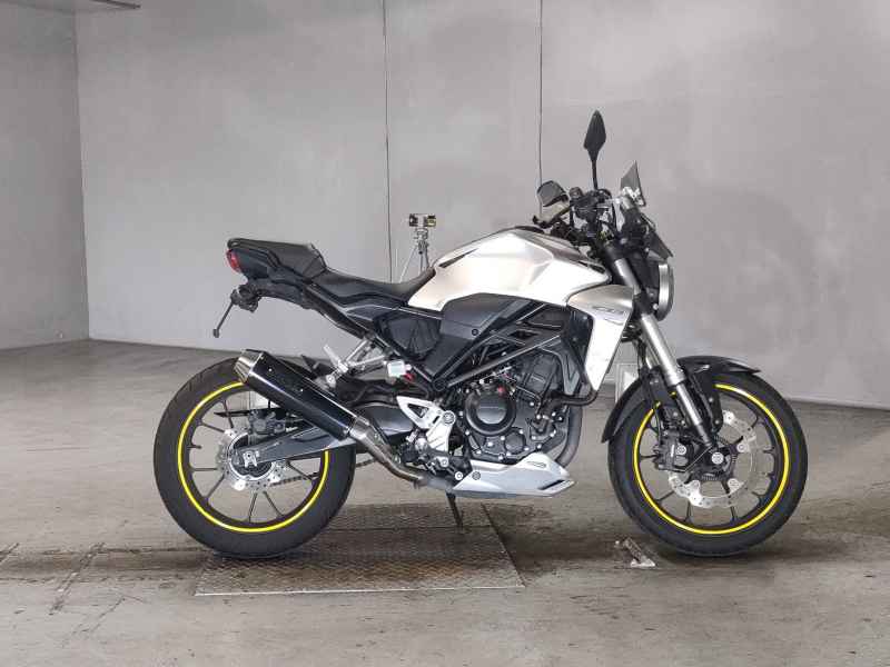 Honda CB250R 2018