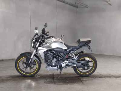 Honda CB250R 2018