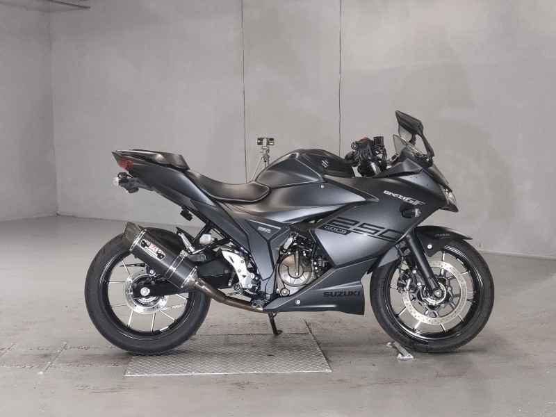 Suzuki Gixxer 250SF