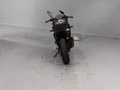 Suzuki Gixxer 250SF