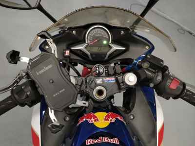 Honda CBR250R 2011