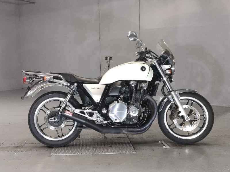 Honda CB1100 2011