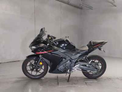 Yamaha YZF-R25