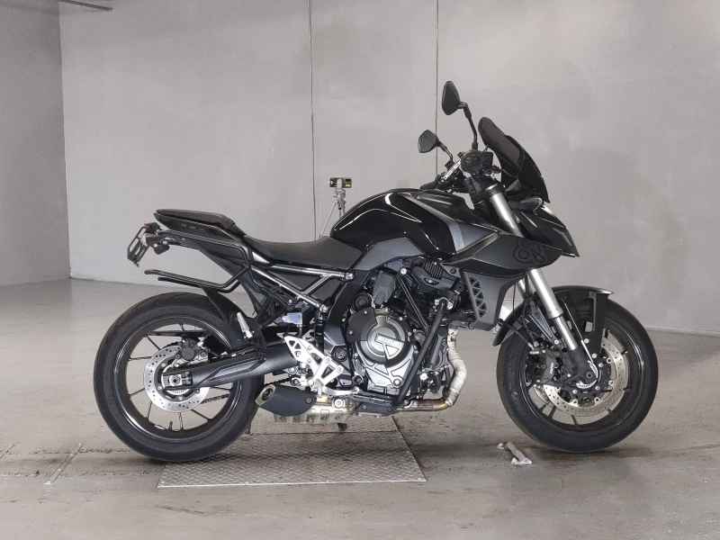 Suzuki GSX-8S 2024