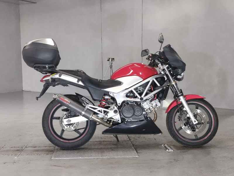 Honda VTR250 2009