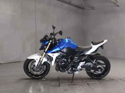 Suzuki GSR750 2013
