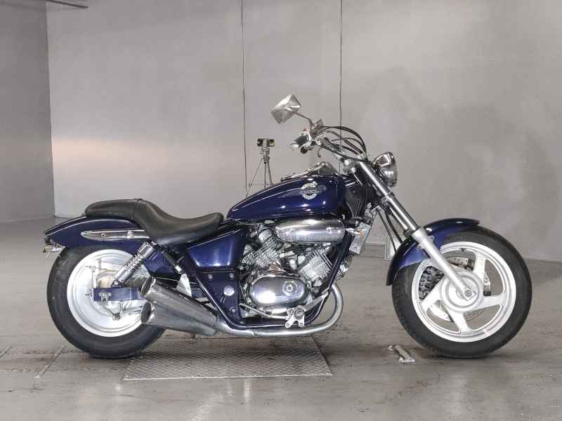 Honda Magna 250