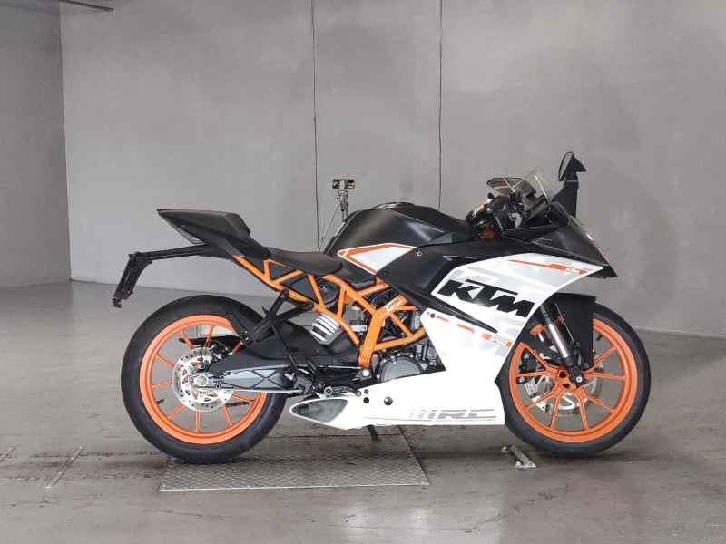 KTM RC 390 2015