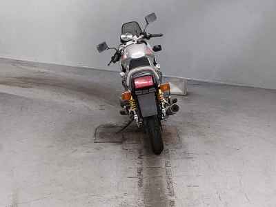 Suzuki GSX750S Katana