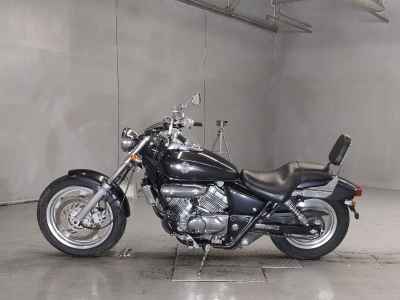 Honda Magna 250