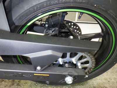 Kawasaki Ninja 7 Hybrid 2025