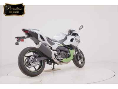 Kawasaki Ninja 7 Hybrid 2025