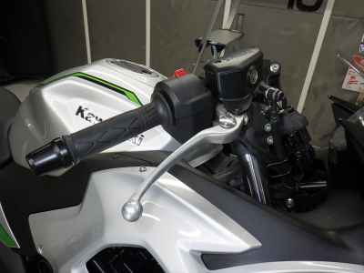 Kawasaki Ninja 7 Hybrid 2025