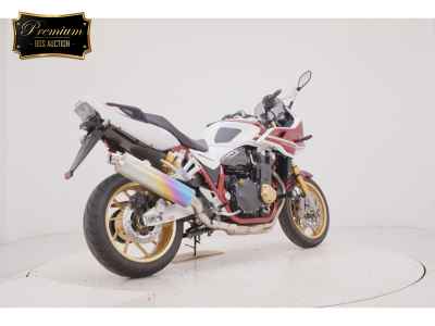 Honda CB1300SF 2021