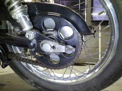 Suzuki GS400 2025