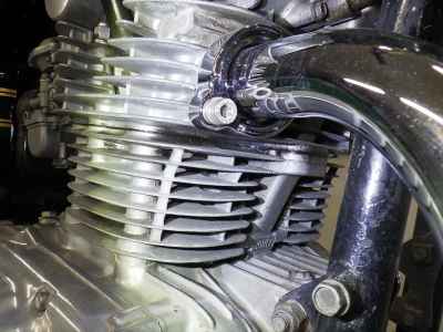 Suzuki GS400 2025