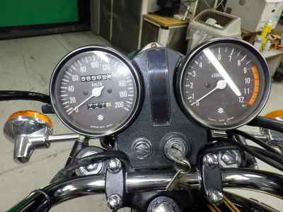 Suzuki GS400 2025