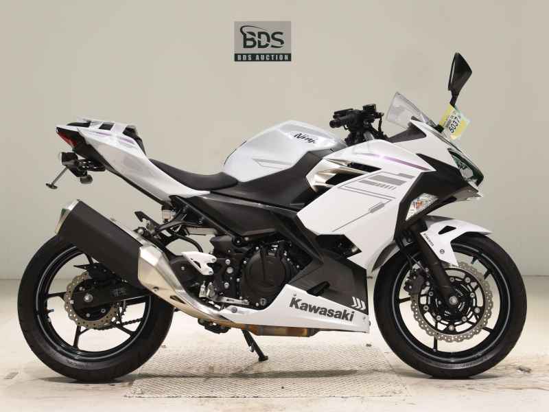 Kawasaki Ninja 400 2023