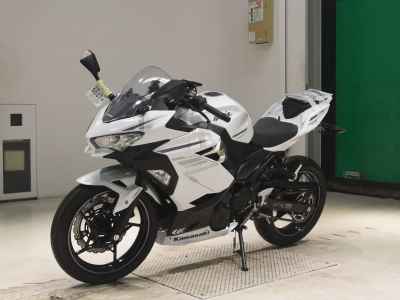 Kawasaki Ninja 400 2023