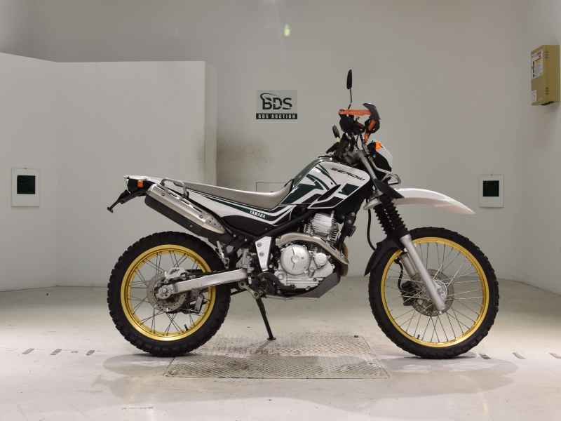 Yamaha XT250 Serow 2018