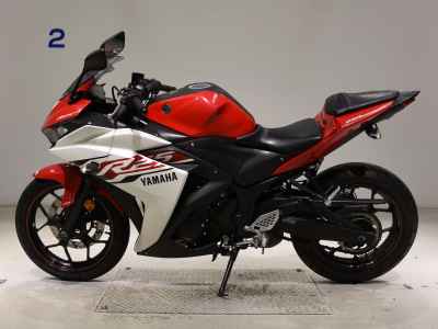 Yamaha YZF-R25 2015