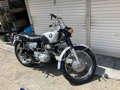 Honda CL72