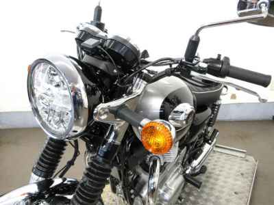 Kawasaki W800 2025